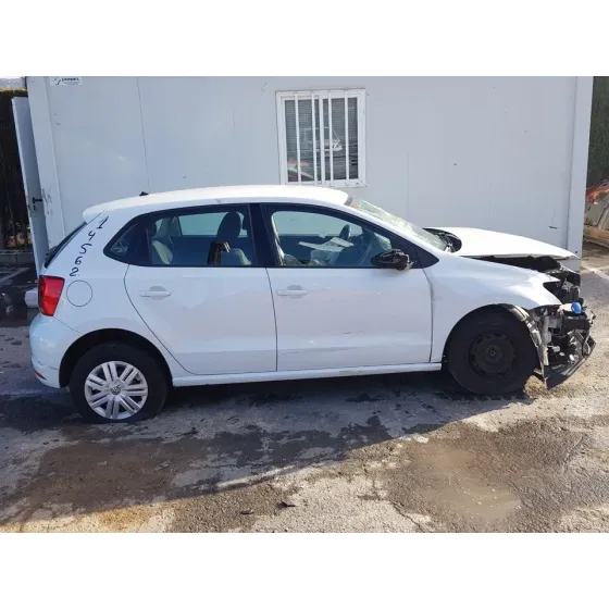 VOLKSWAGEN POLO (6C1) '2016 BLUEMOTION BLANCO
