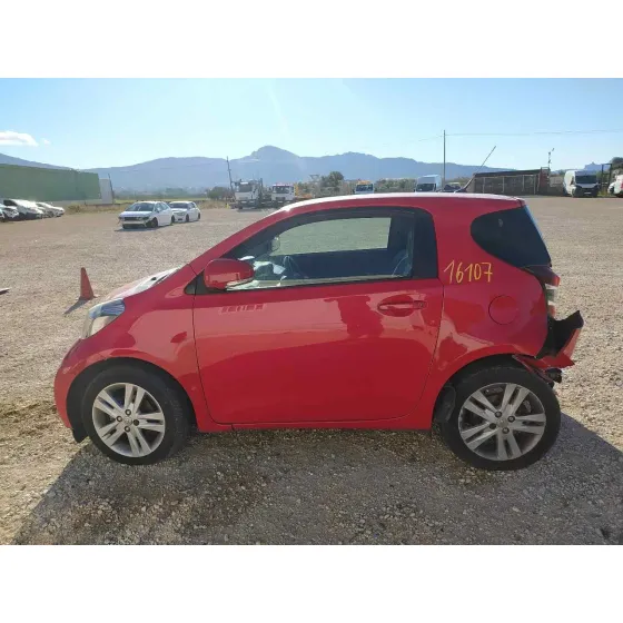 TOYOTA IQ '2009 2 ROJO