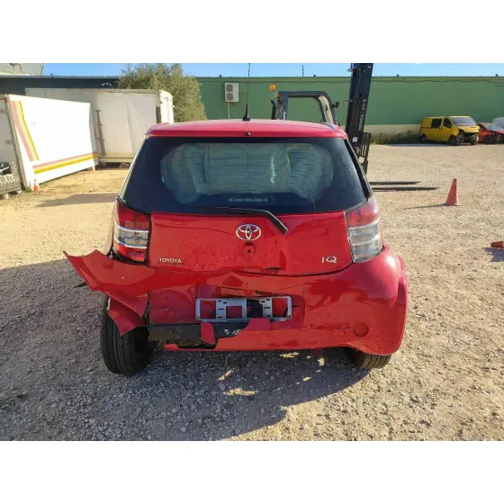 TOYOTA IQ '2009 2 ROJO