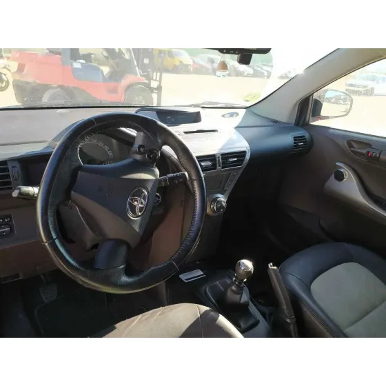 TOYOTA IQ '2009 2 ROJO