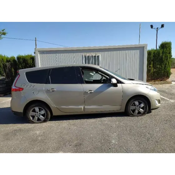 RENAULT SCENIC III '2010 DYNAMIQUE DORADO