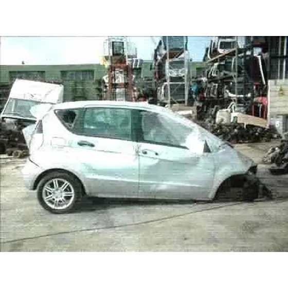 MERCEDES CLASE A (W169) '2004 A 150 (169.031) GRIS