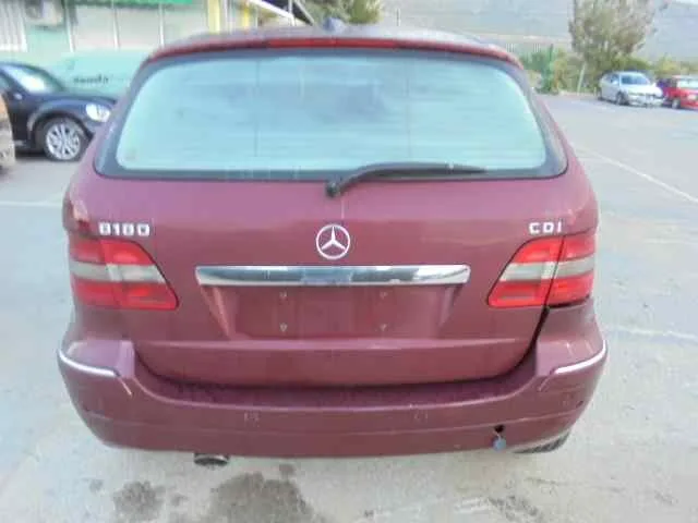 MERCEDES CLASE B (W245) '2007 180 CDI (245.207) GRANATE