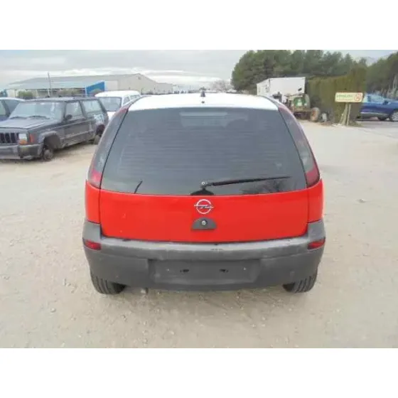 OPEL CORSA C '2003 CLUB ROJO-BLANCO