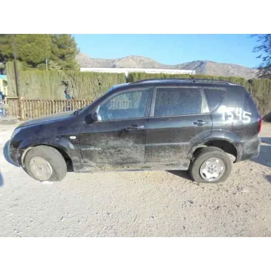 SSANGYONG REXTON '2005 RX 270 PLUS / 270 XDI PLUS NEGRO