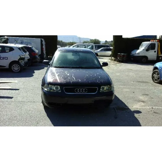 AUDI A3 (8L) '2001 1.9 TDI AMBITION MORADO
