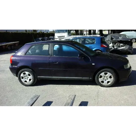 AUDI A3 (8L) '2001 1.9 TDI AMBITION MORADO