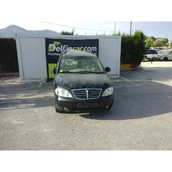SSANGYONG RODIUS '2012 XDI LIMITED NEGRO