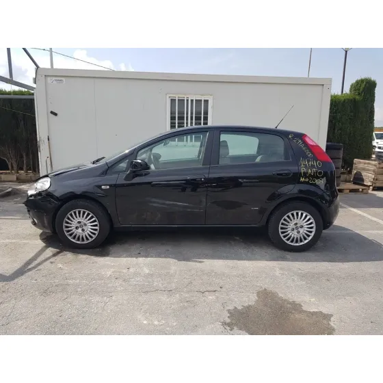 FIAT GRANDE PUNTO (199) '2007 1.4 16V ACTIVE NEGRO