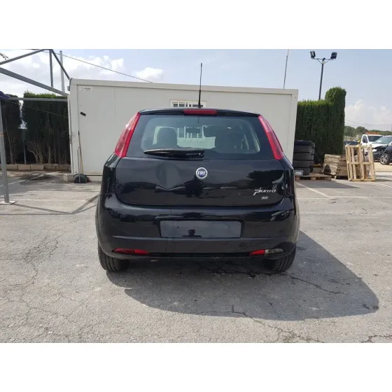 FIAT GRANDE PUNTO (199) '2007 1.4 16V ACTIVE NEGRO