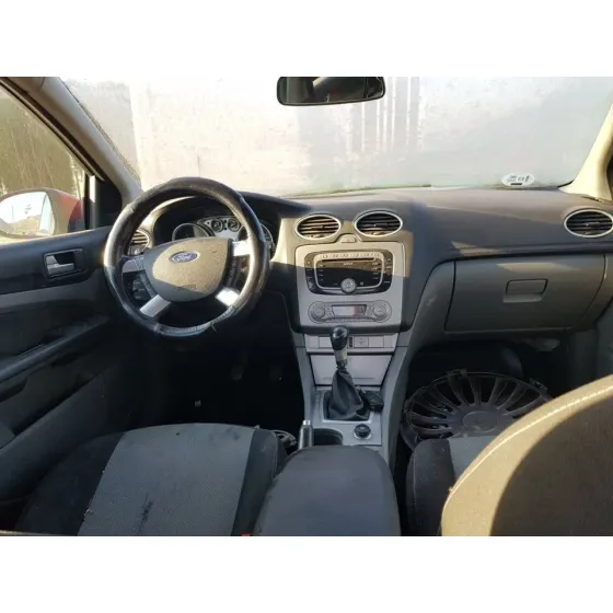 FORD FOCUS LIM. (CB4) '2009 TREND ROJO