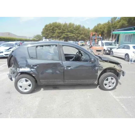 DACIA SANDERO '2008 AMBIANCE NEGRO
