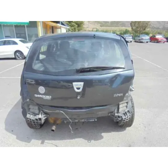 DACIA SANDERO '2008 AMBIANCE NEGRO