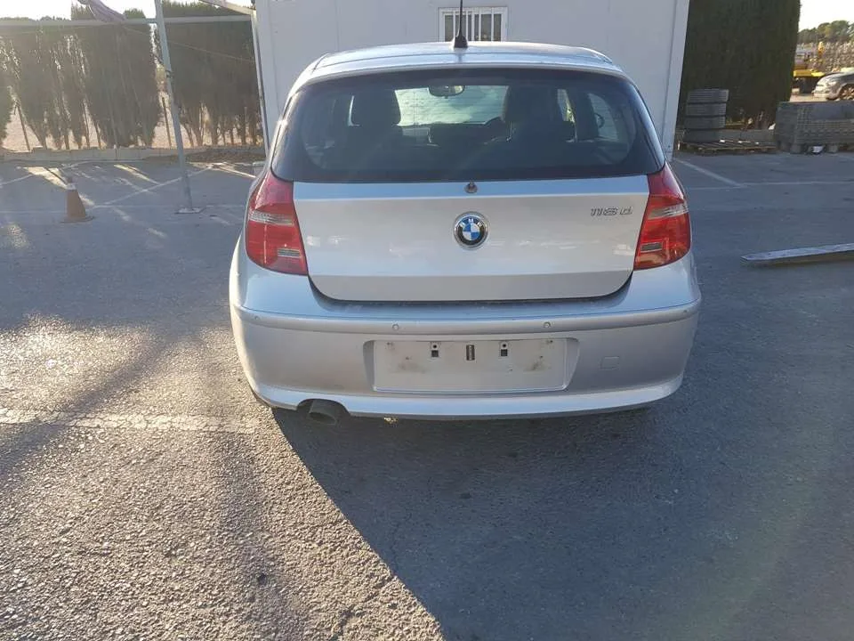 BMW SERIE 1 BERLINA (E81/E87) '2008 118D GRIS