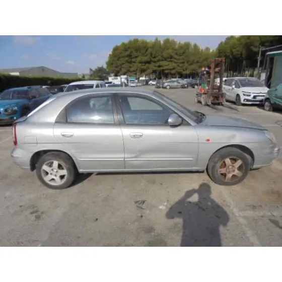 DAEWOO NUBIRA BERLINA '2002 SX PLUS GRIS