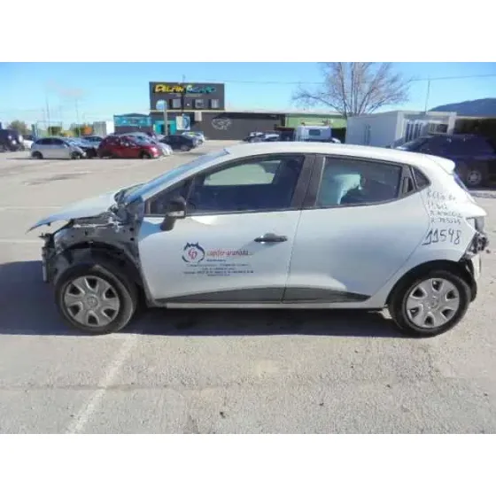 RENAULT CLIO IV '2014 AUTHENTIQUE BLANCO