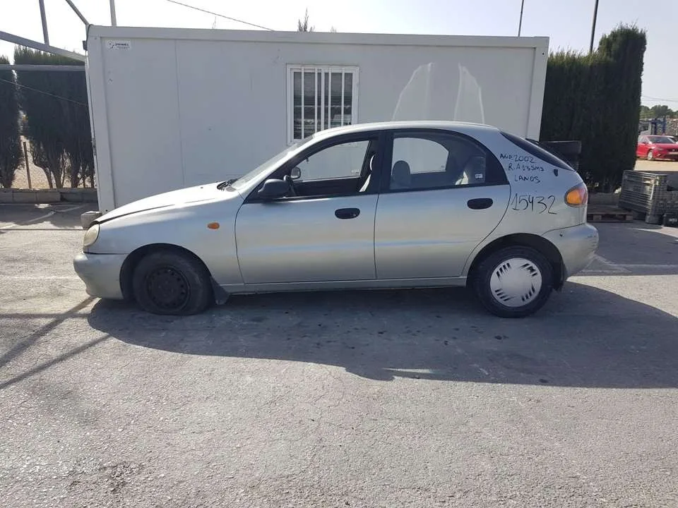 DAEWOO LANOS '2002 S GRIS