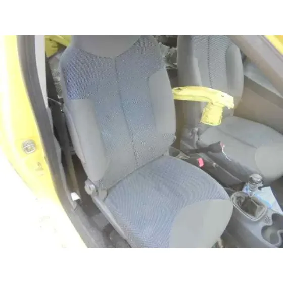 PEUGEOT 107 '2006 TRENDY AMARILLO