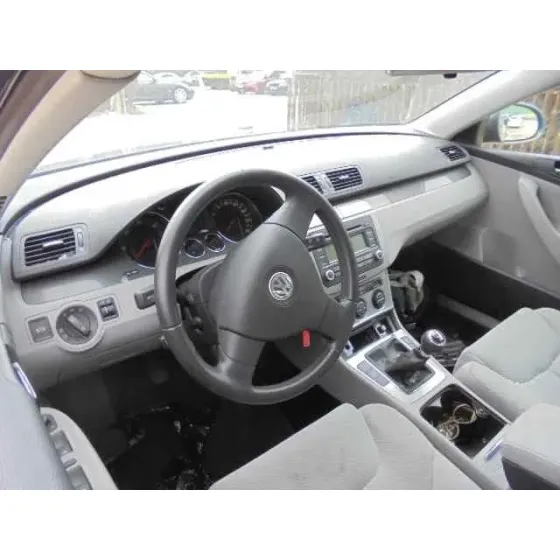 VOLKSWAGEN PASSAT BERLINA (3C2) '2006 ADVANCE GRIS OSCURO