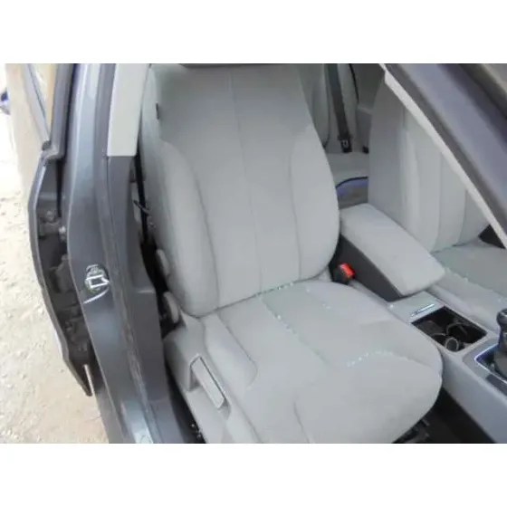 VOLKSWAGEN PASSAT BERLINA (3C2) '2006 ADVANCE GRIS OSCURO