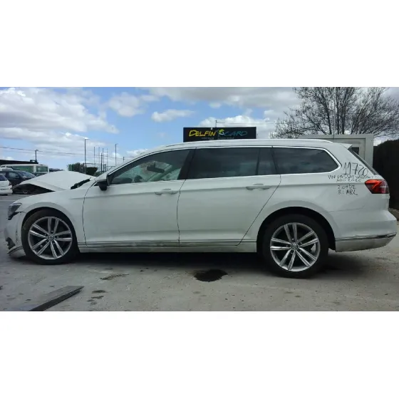VOLKSWAGEN PASSAT VARIANT (3G5) '2016 SPORT 4MOTION BMT BLANCO
