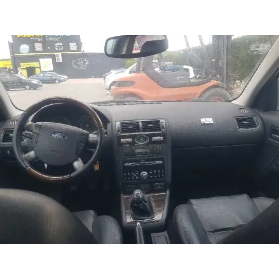 FORD MONDEO BERLINA (GE) '2005 AMBIENTE (06.2003->) (D) GRANATE