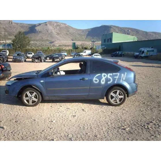 FORD FOCUS BERLINA (CAP) '2006 AMBIENTE (D) AZUL