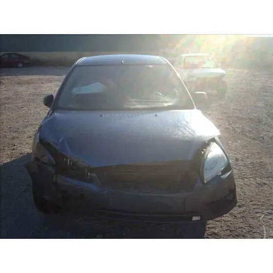 FORD FOCUS BERLINA (CAP) '2006 AMBIENTE (D) AZUL