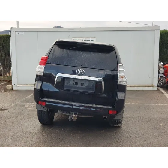 TOYOTA LAND CRUISER (J15) '2010 VX NEGRO