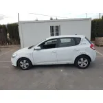 KIA CEE'D '2011 DRIVE BLANCO