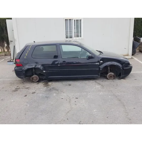 VOLKSWAGEN GOLF IV BERLINA (1J1) '2001 CONCEPTLINE NEGRO