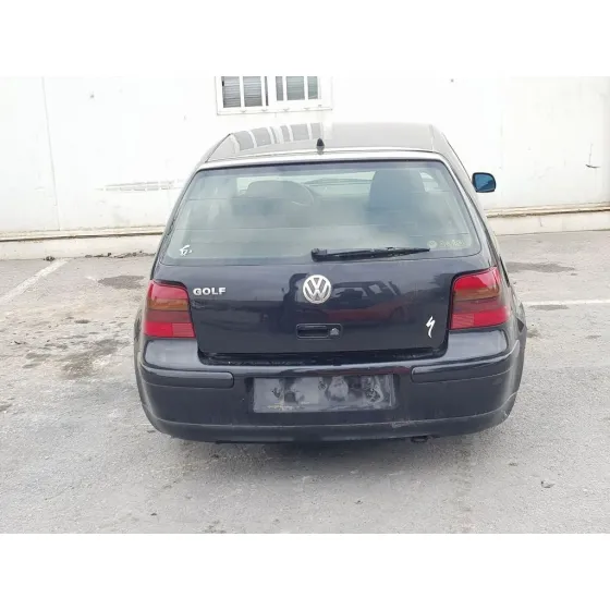 VOLKSWAGEN GOLF IV BERLINA (1J1) '2001 CONCEPTLINE NEGRO
