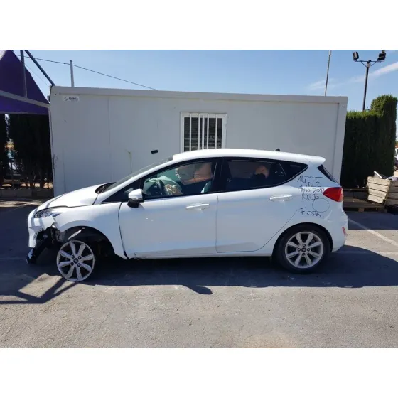 FORD FIESTA (CE1) '2017 TREND BLANCO