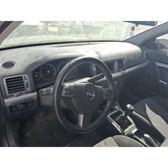 Opel VECTRA C GTS (Z02) 2004