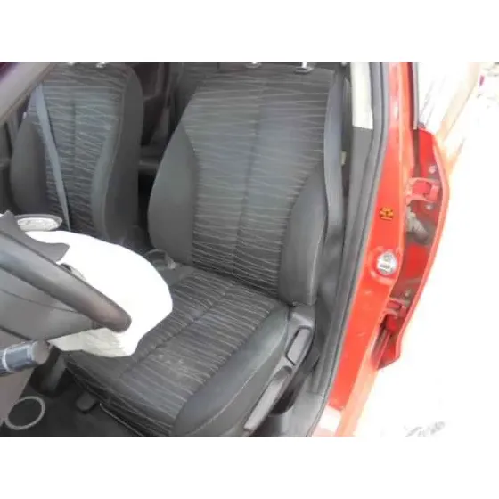 MAZDA 2 LIM. (DE) '2007 1.3 ACTIVE + (5-PTAS.) (63KW) ROJO
