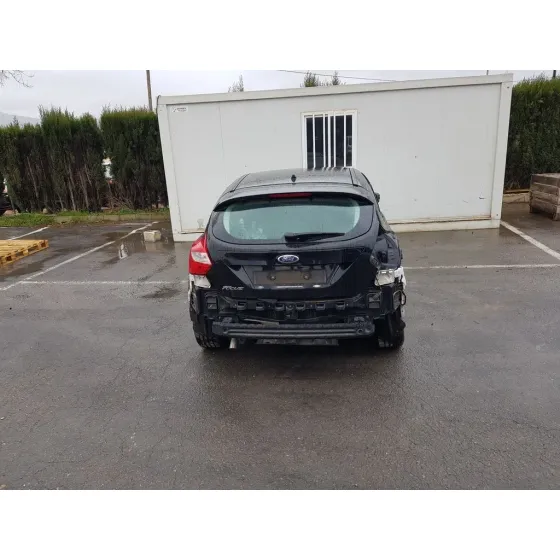 FORD FOCUS LIM. (CB8) '2013 TITANIUM NEGRO