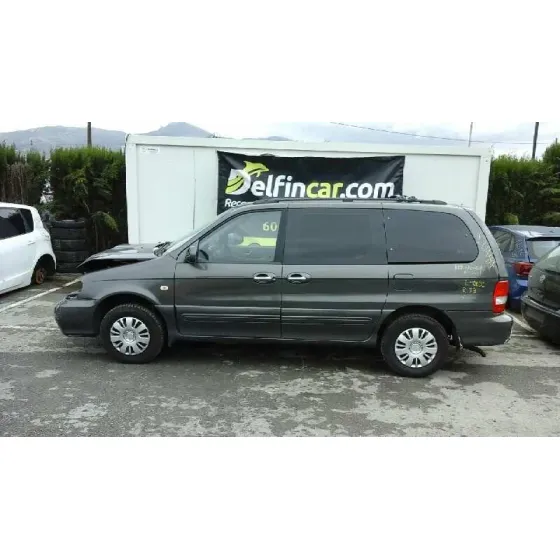 KIA CARNIVAL II '2004 2.9 CRDI LX GRIS