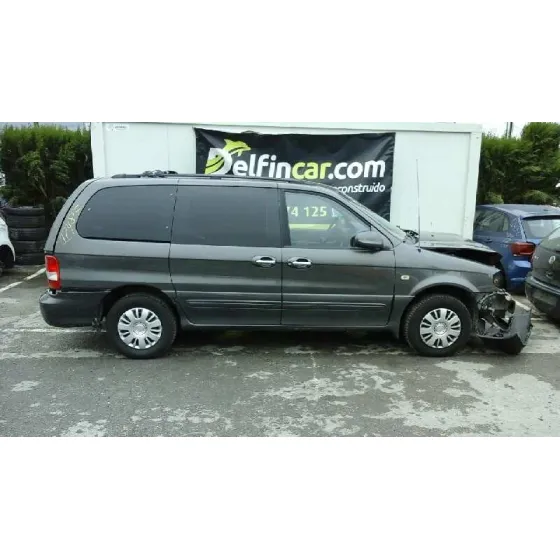 KIA CARNIVAL II '2004 2.9 CRDI LX GRIS