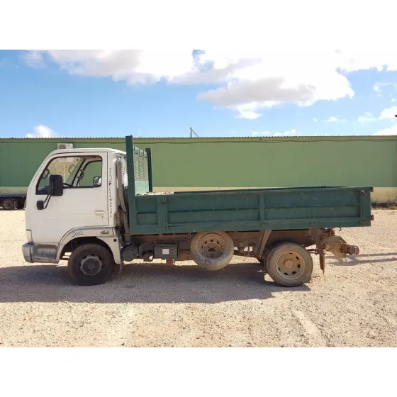 NISSAN CABSTAR E '2002 CABINA SIMPLE CABINA INDIVIDUAL BLANCO