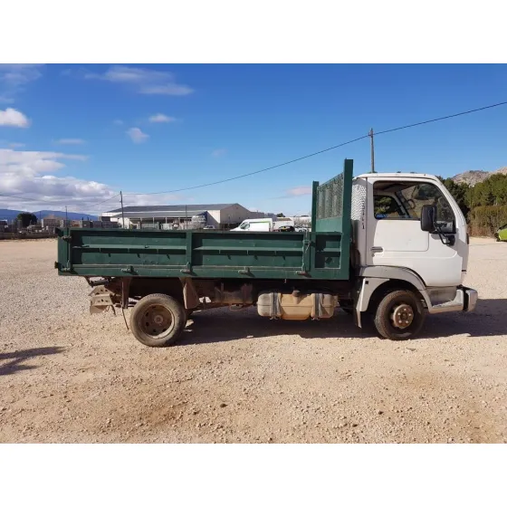 NISSAN CABSTAR E '2002 CABINA SIMPLE CABINA INDIVIDUAL BLANCO