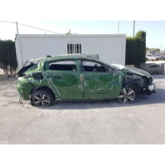 PEUGEOT 308 '2023 ALLURE VERDE