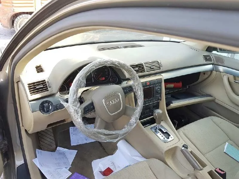 AUDI A4 BERLINA (8E) '2005 2.5 TDI BEIG