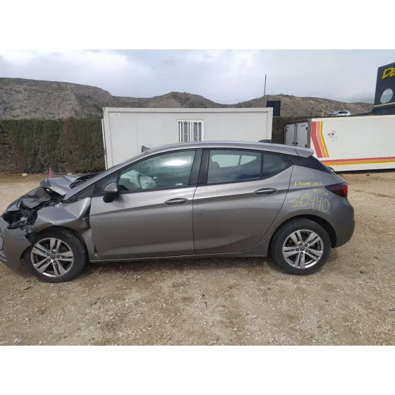 Opel ASTRA K (B16) 2015