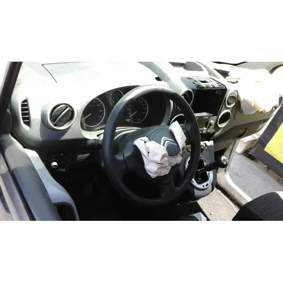 CITROEN BERLINGO CUADRO '2017 CITROEN BERLINGO FURGON MULTISPACE BLUE HDI 120 S&S 6V 20 ANIVER NEGRO
