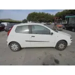 FIAT PUNTO BERLINA (188) FIAT PUNTO BERLINA (188) '2002 1.2 8V ELX (I) BLANCO 1999