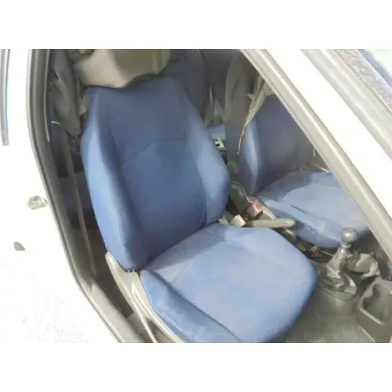 FIAT PUNTO BERLINA (188) '2002 1.2 8V ELX (I) BLANCO