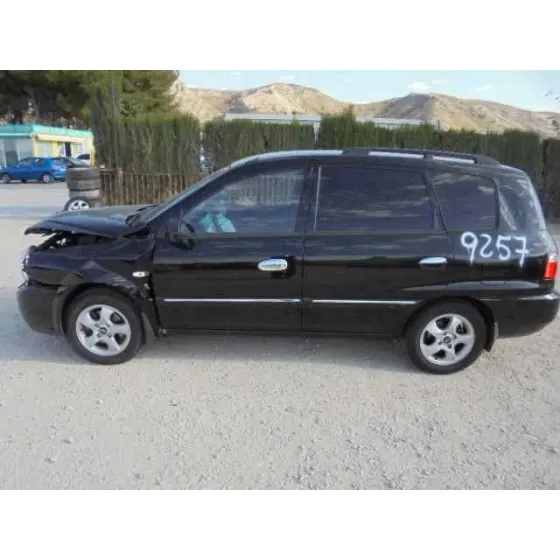 KIA CARENS '2005 2.0 CRDI EX MONOVOLUMEN NEGRO