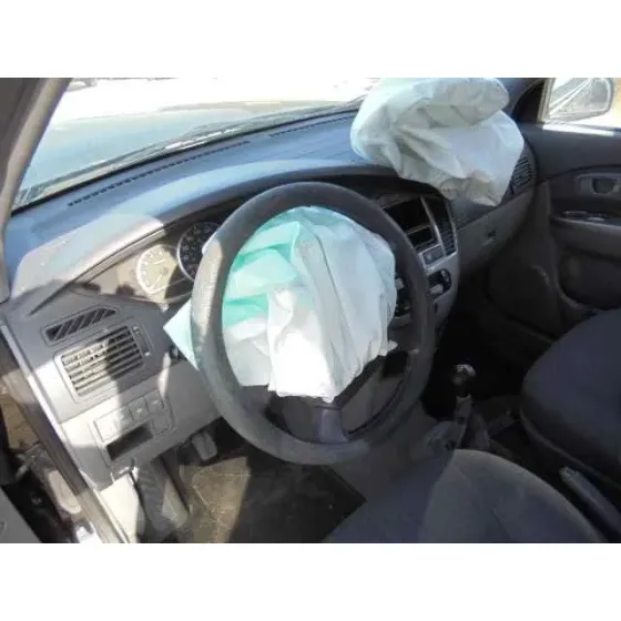 KIA CARENS '2005 2.0 CRDI EX MONOVOLUMEN NEGRO