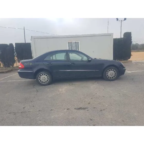 MERCEDES CLASE E (W211) BERLINA '2005 E 200 COMPRESSOR (211.042) AZUL
