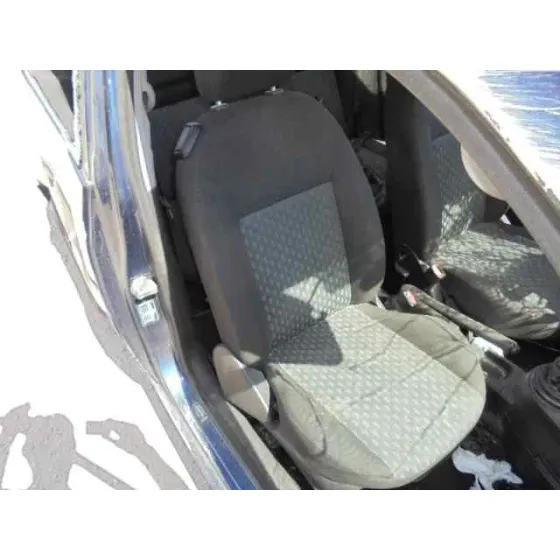 FORD FIESTA (CBK) '2004 AMBIENTE AZUL
